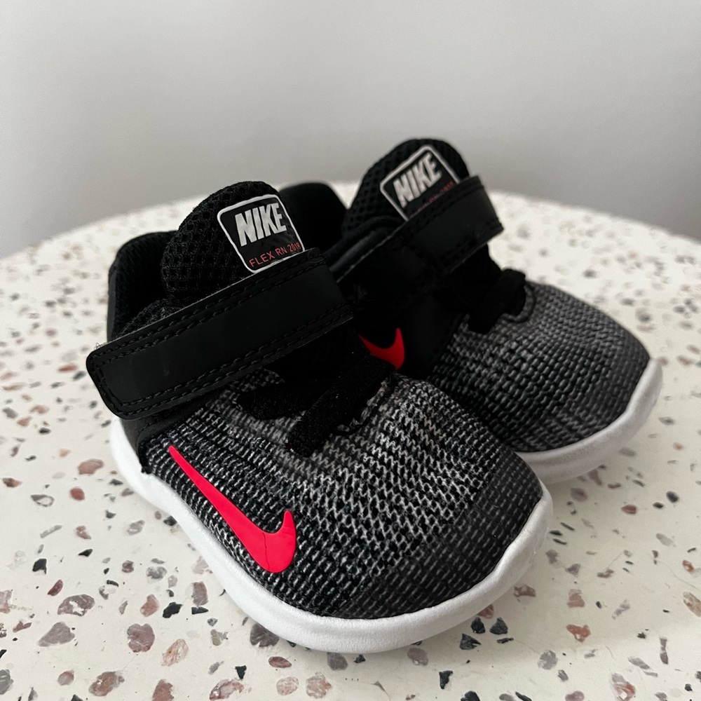 Nike FLEX RN 2018 Baby Girl Black US Size 2C AH3441-001 Athletic Shoes
